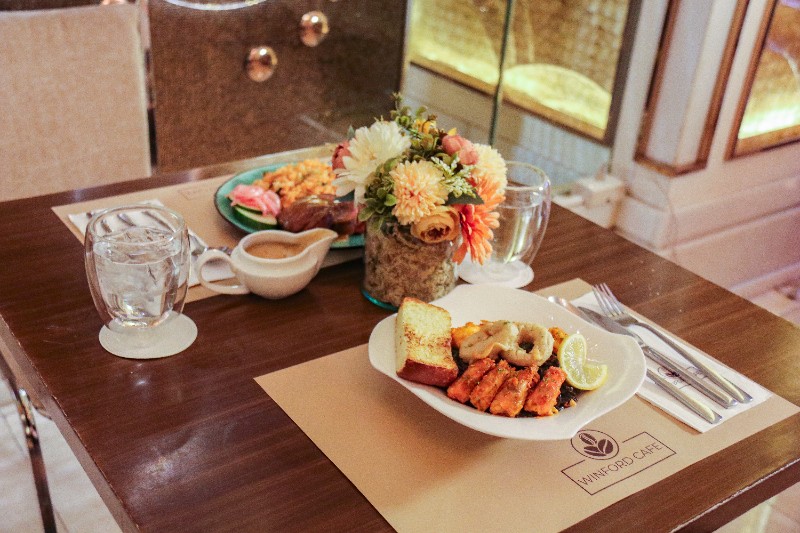 Winford Cafe interior